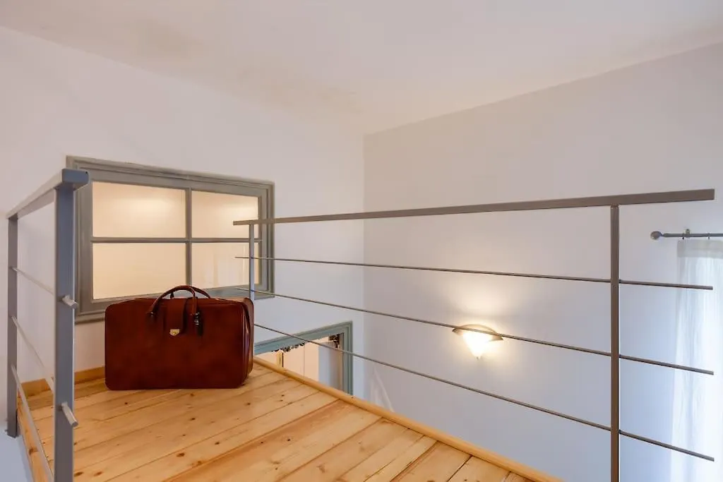 A Lovely Modern Nest In The Center Of Naples