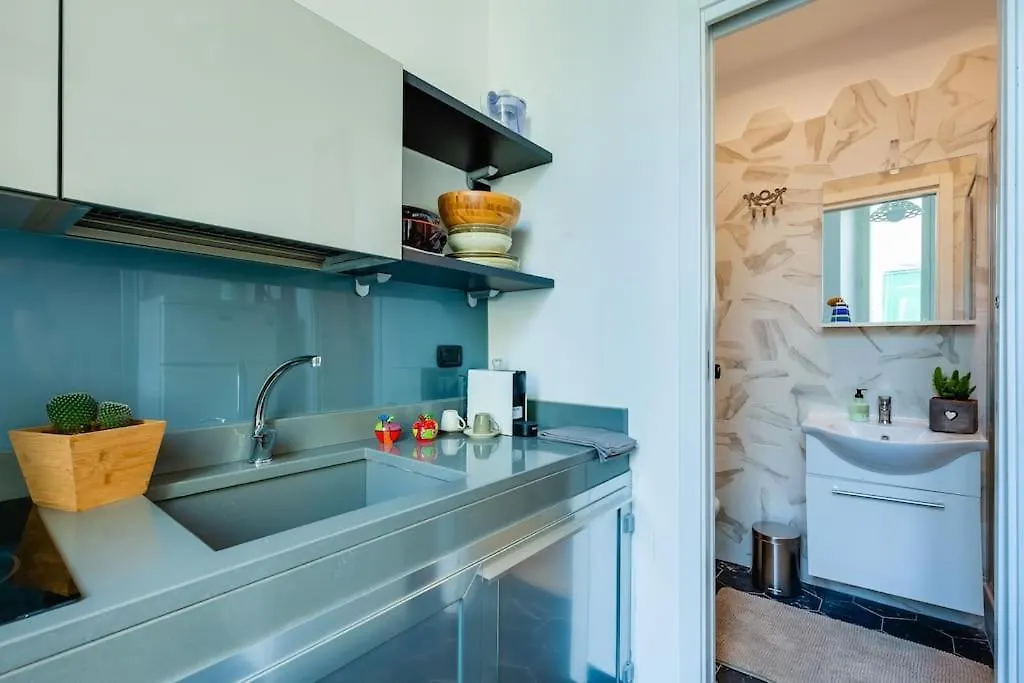 Apartment A Lovely Modern Nest In The Center Of Naples